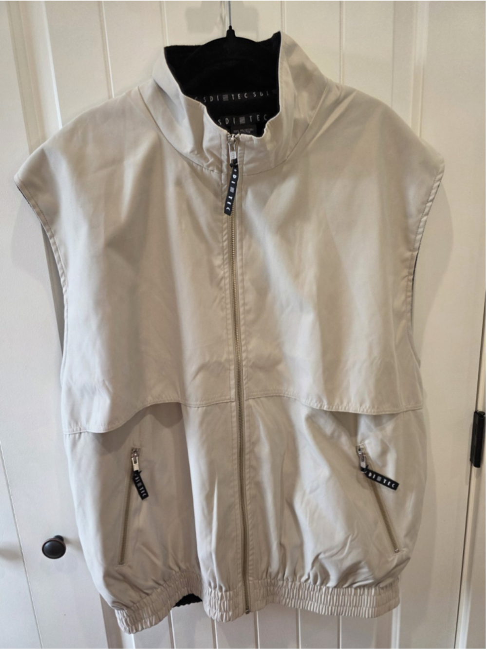 Golf Club SDI TEC Vest Mens XXL Cream Black Full Zip Fleece Lined Zip Pockets - Picture 2 of 10